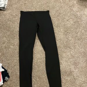 Lululemon Black Low Rise Leggings Size 6